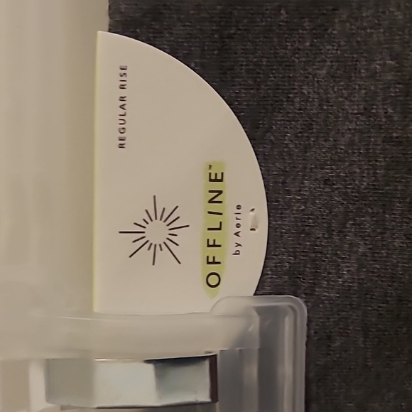 3/$27 NWT offline by Aerie leggings - Picture 4 of 6